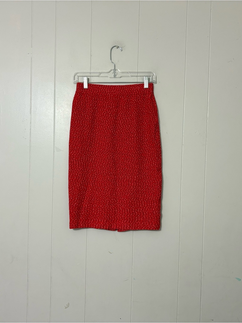 St John Red Bouclé Knit Pencil Skirt Size 2 Textured Luxury Career Classic